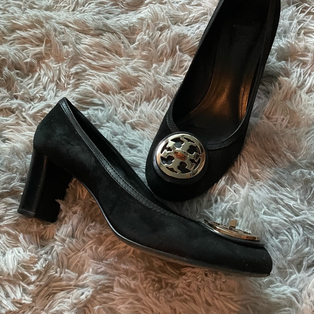 Suede Tory Burch heels, size 9M. - Picture 7 of 9